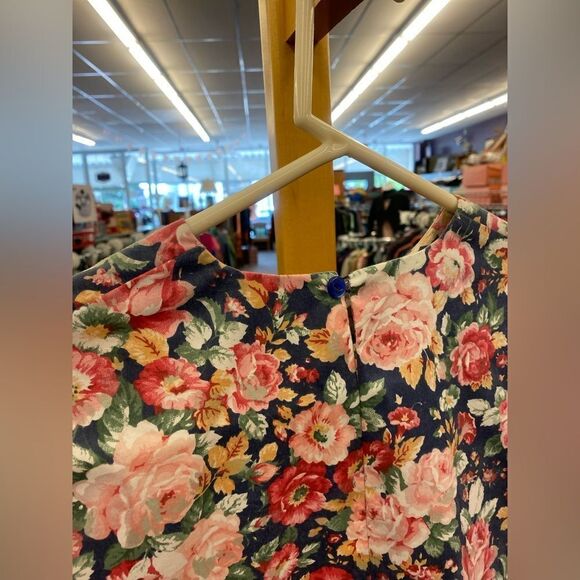 Handmade Ladies Sm/Med Pink & Blue Skirt Set - Picture 2 of 5